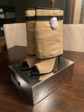 Azalea Wang Beige Size 8